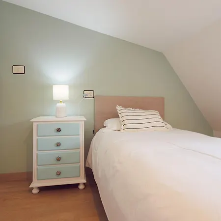 Apartamento Chelsea Viviendas Uso Turistico Cedeira